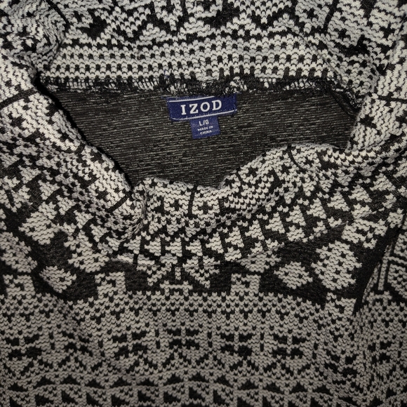 Izod Black and White Patterned Sweater - Picture 4 of 5